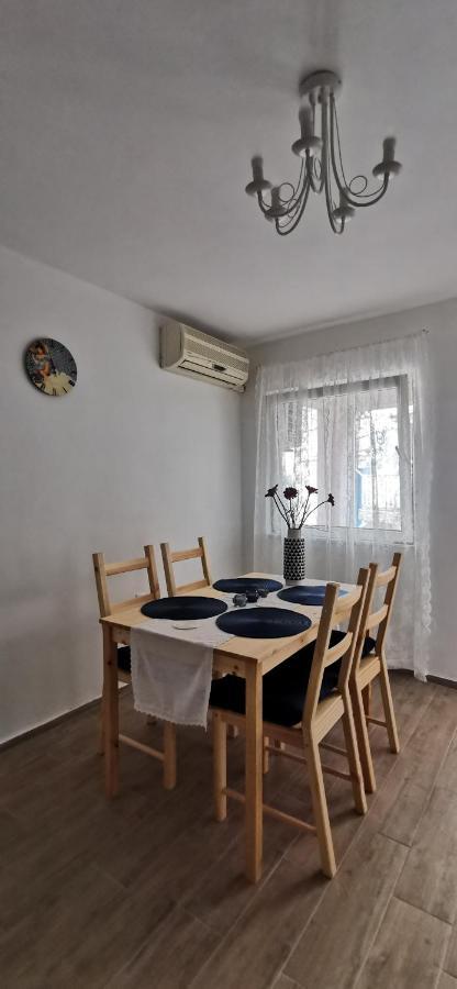 Vacation Home Kovachnica Vrbnik Zewnętrze zdjęcie